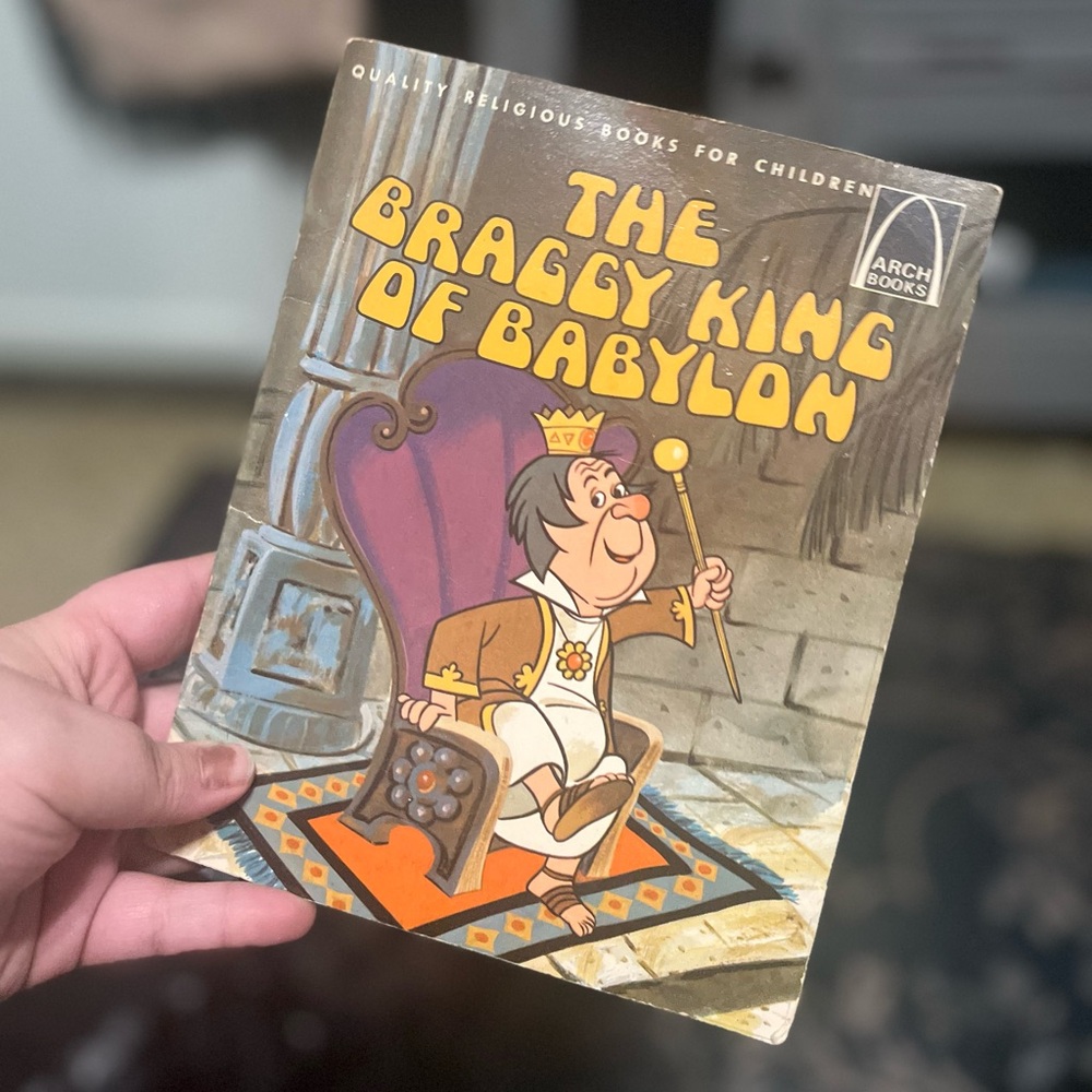 Vintage 1969 - The Braggy King of Babylon Book